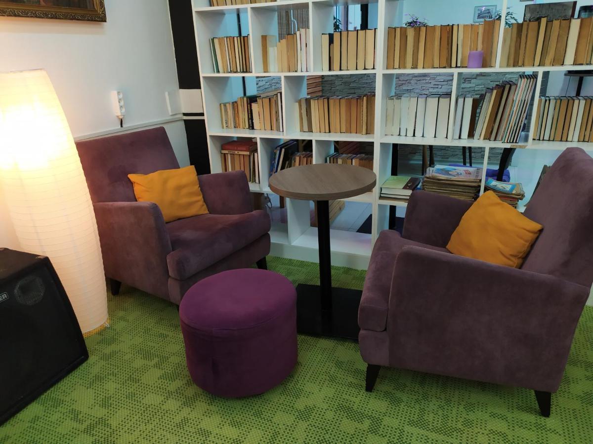 Хостел 689Capsulehotel&Coffee Almaty Eksteriør billede